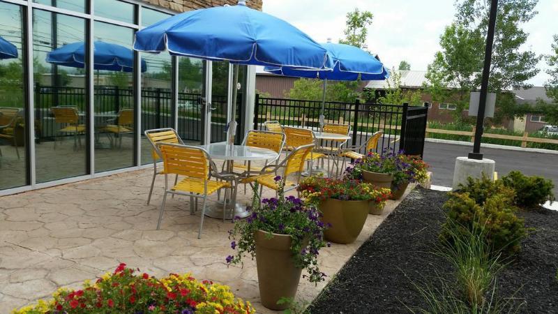 Fairfield Inn & Suites By Marriott Plattsburgh Exterior photo